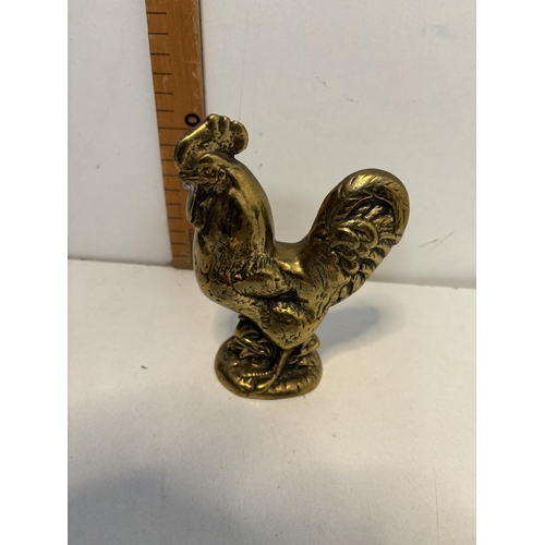 68 - Vintage heavy brass cockerel 1.4KG