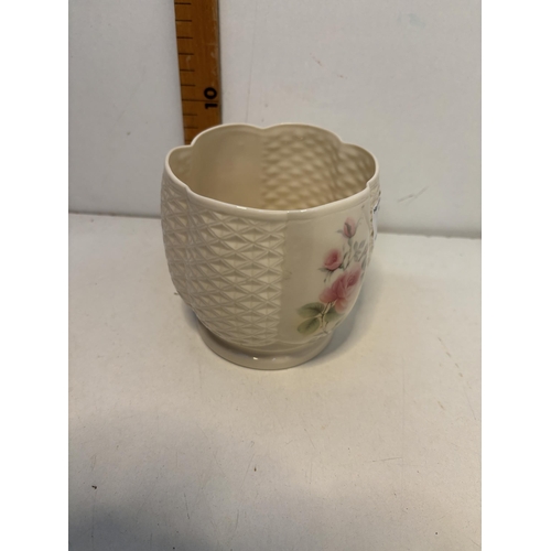 71 - Vintage Donegal Irish Parian Rose Planter