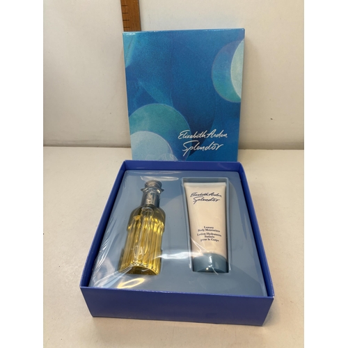 167 - Elizabeth Arden Splendor set