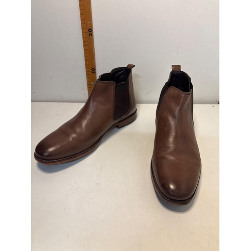 Lot 219       
