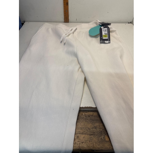 Lot 231       