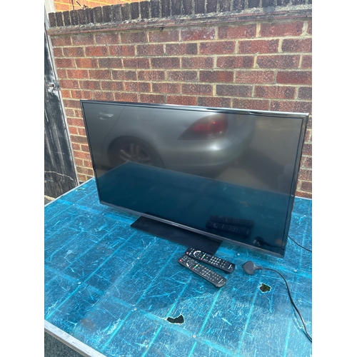 79 - Panasonic TX-43HX580B LED TV with remote, good condition.not postable