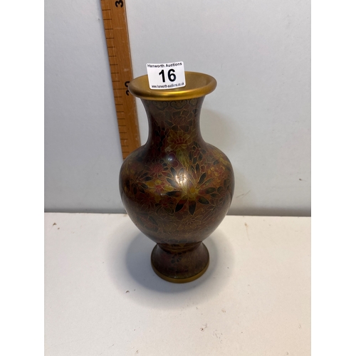 Lot 16        