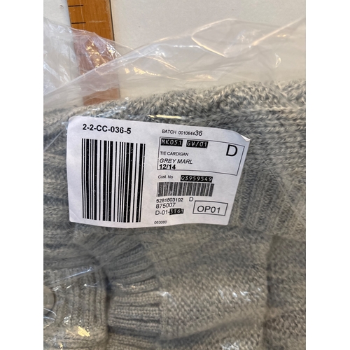 178 - Grey marl knitwear, size 12/14, in sealed plastic packaging.
