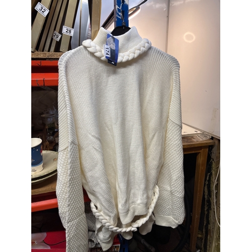 174 - White knit sweater with braided detail and high collar.size l