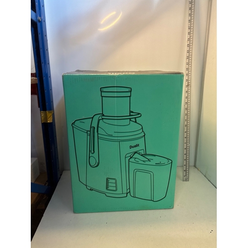 107 - Dualit juice extractor in box with features listed, unused.