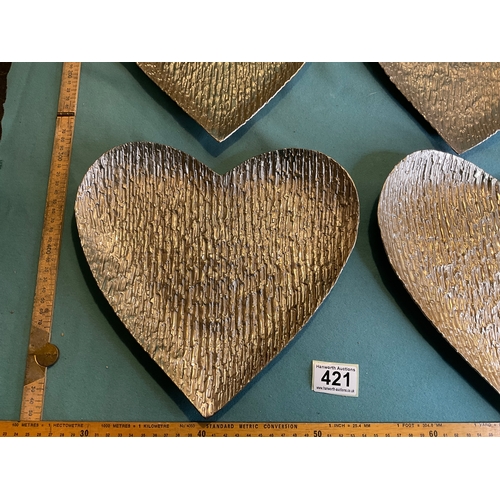 421 - 4 x Heart Serving Plates