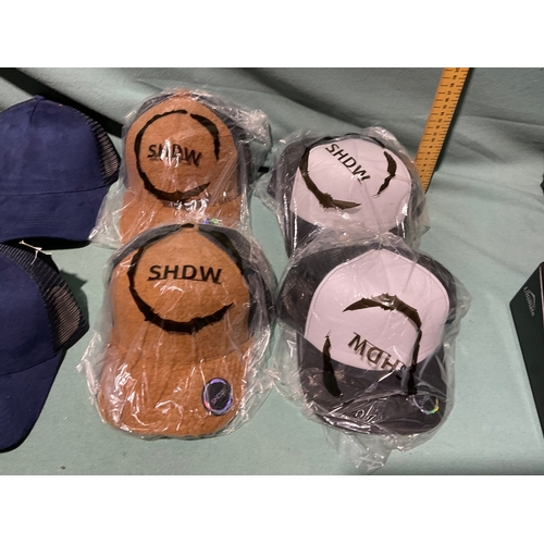 434 - 8 x New Baseball Hats