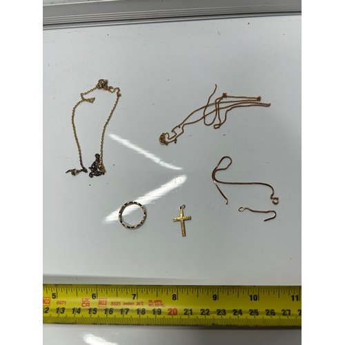 246 - Gold tone jewellery bundle inc rolled gold cross and chain - As Found