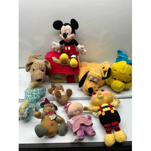 253 - Mixed Plush Soft Toy Bundle – Assorted Characters & Sizes