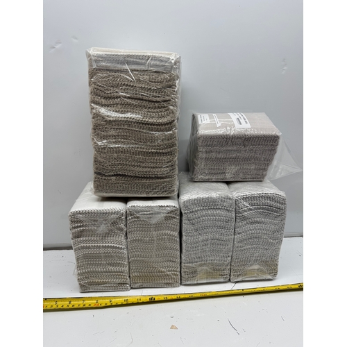 285 - Assorted Fabric Napkins & fabric Linen Bundles 200x per pack