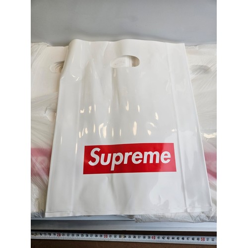 272 - X100 Supreme Carrier Bags. Strong Quality.