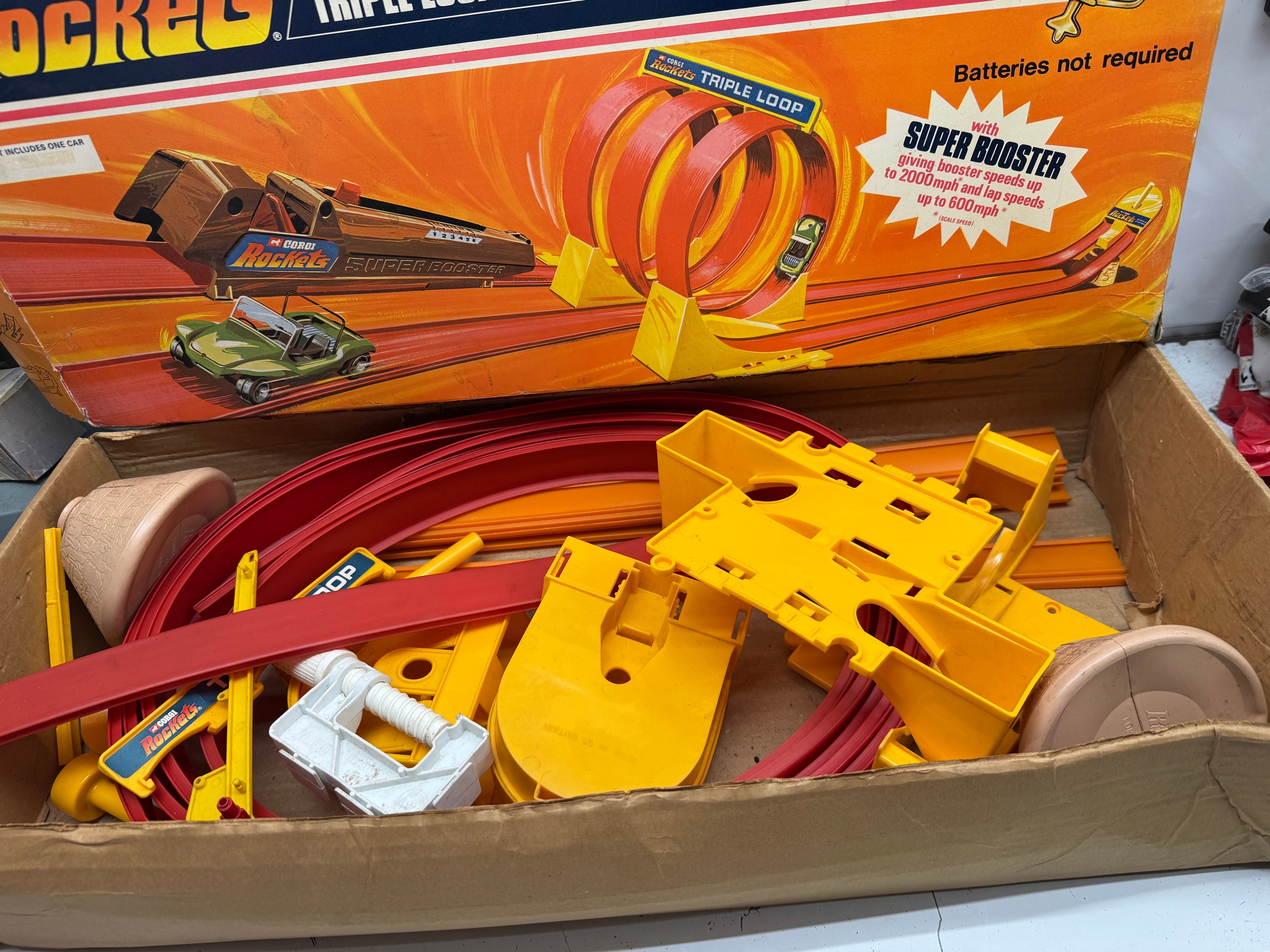 Corgi Rockets Triple Loop Speed Circuit Track Set – Boxed