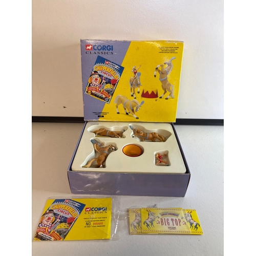 30 - Corgi Classics Chipperfield Circus set, box included.