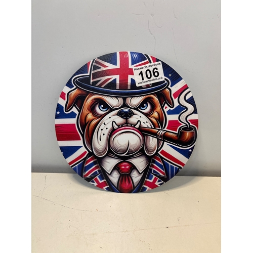 106 - Round artwork featuring a bulldog smoking a pipe.