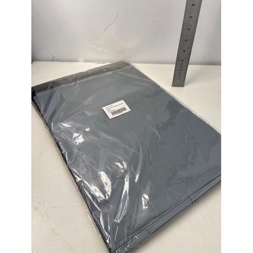 Lot 28        