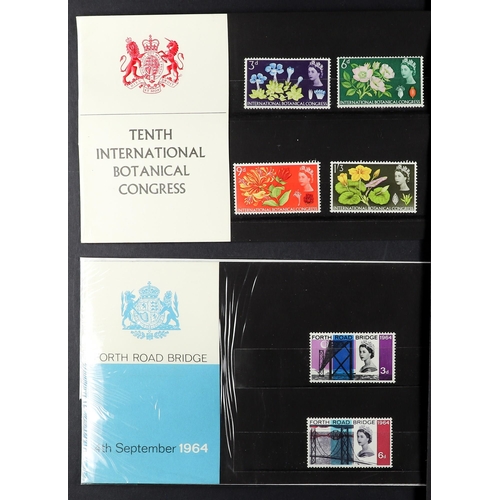 633 - GB.ELIZABETH II 1964-70 PRESENTATION PACKS run incl. FRB etc. (36 packs)