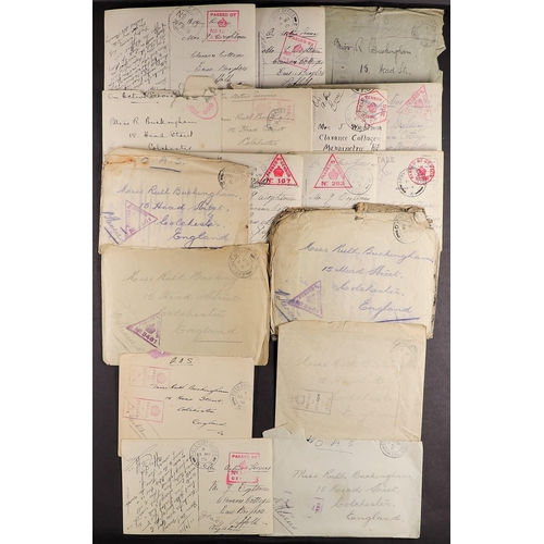 70 - COLLECTIONS & ACCUMULATIONS MILITARY MAIL from WW1 incl. with letters, and WW2, plus later, various ... 