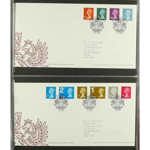 744 - GB.FIRST DAY COVERS 1994-2018 COLLECTION in nine Royal Mail cover albums with slipcases, with appare... 