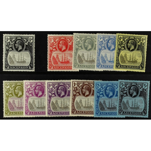 130 - ASCENSION 1924-33 Badge set (less 1d), SG 10/20, lightly hinged mint. Cat. £350. (11 stamps)