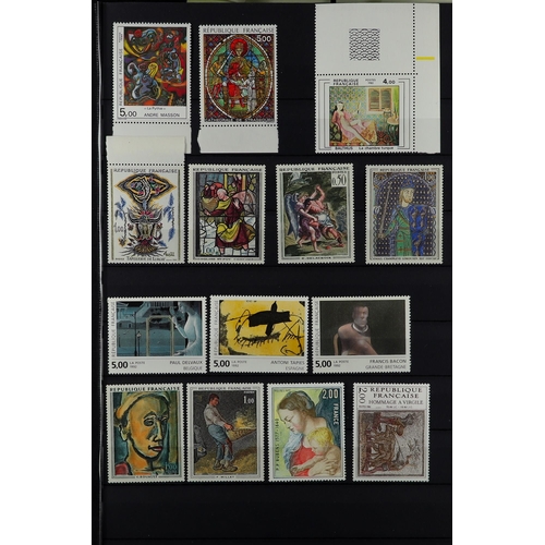 88 - COLLECTIONS & ACCUMULATIONS WORLD IN A STOCKBOOK with various Commonwealth, France art issues nhm, I... 