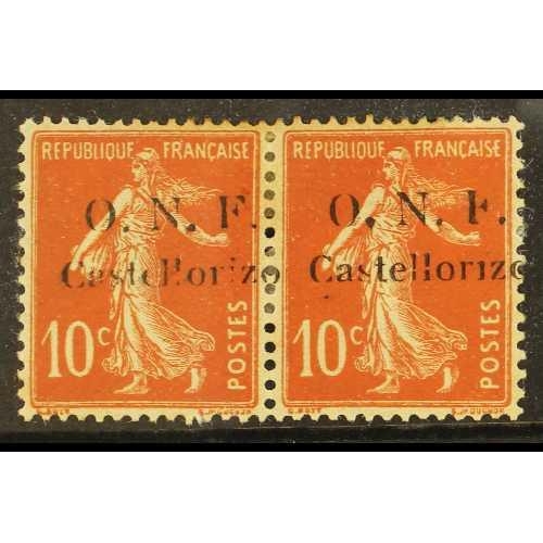 154 - FRENCH COLONIES CASTELROSSO 1920 10c red pair, one stamp with undotted 