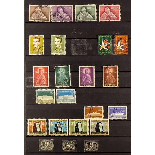 369 - PORTUGAL 1946-58 USED COLLECTION incl. 1946 Castles set, Bank of Portugal miniature sheet; 1947 Cost... 