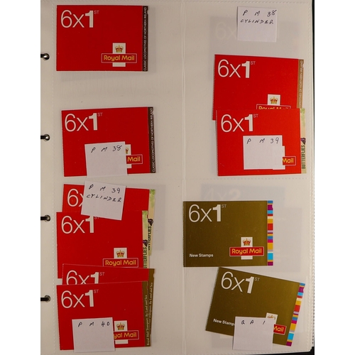 692 - GB.ELIZABETH II BOOKLET AND MACHIN COLLECTION. The booklet collection is from QEII pre-decimal to 20... 