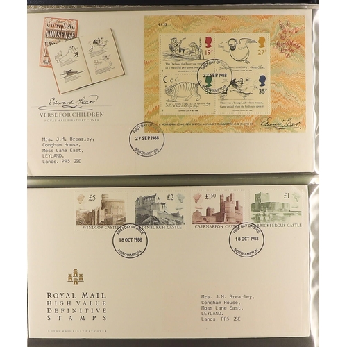 741 - GB.FIRST DAY COVERS 1937-2000 COLLECTION seven albums and loose, incl. Machins etc with values to £1... 