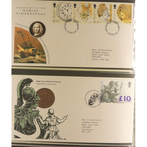 741 - GB.FIRST DAY COVERS 1937-2000 COLLECTION seven albums and loose, incl. Machins etc with values to £1... 