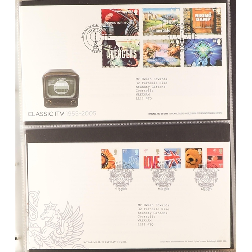 746 - GB.FIRST DAY COVERS 1996-2009 collection in six Royal Mail cover albums, incl. some coin covers (30+... 