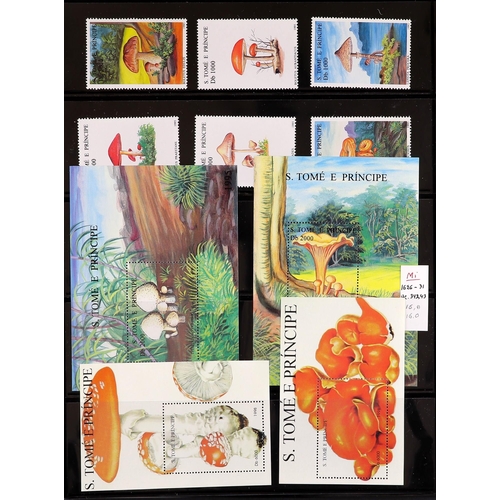 93 - TOPICALS FUNGI OF ST THOMAS & PRINCE ISLANDS 1984-2014 never hinged mint collection incl. 1984 set &... 