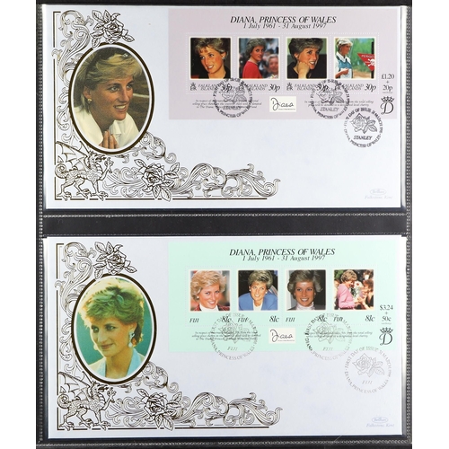 123 - COLLECTIONS & ACCUMULATIONS DIANA - BENHAM SILK COLLECTIONS 1981 Wedding and 1998 Commonwealth minia... 