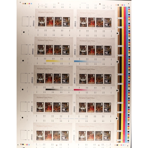 1432 - GB.ELIZABETH II PRESS SHEETS in large art folder. Comprises of 'Hampton Court Palace', 'Red Arrows',... 