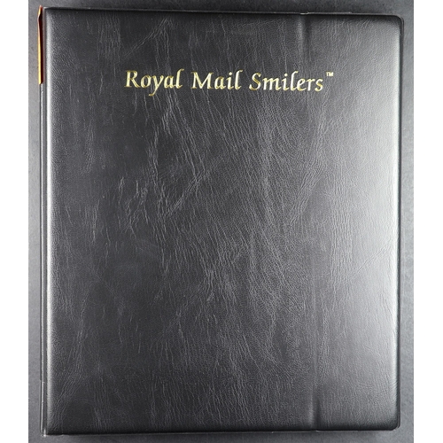 1438 - GB.ELIZABETH II ROYAL MAIL SMILER SHEETS COLLECTION 2000-2006 in an album, face value £600+. (Qty)