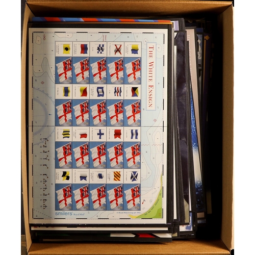 1440 - GB.ELIZABETH II SMILER SHEET COLLECTION. Beginning with LS25 'The White Ensign' and ending with LS13... 