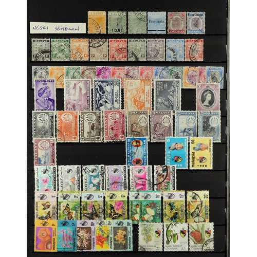 728 - MALAYA-STRAITS SETT. MALAYA AND STATES a collection in a stockbook  and on pages, various Straits Se... 