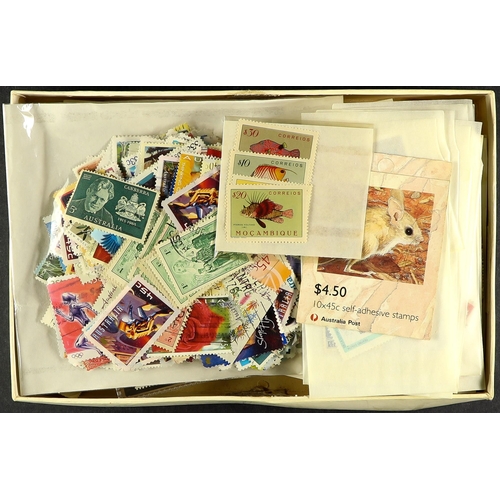 100 - COLLECTIONS & ACCUMULATIONS WORLD SORTER BOX Unchecked and as received from a part-time dealer's est... 