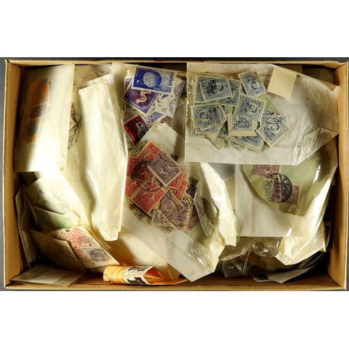 100 - COLLECTIONS & ACCUMULATIONS WORLD SORTER BOX Unchecked and as received from a part-time dealer's est... 