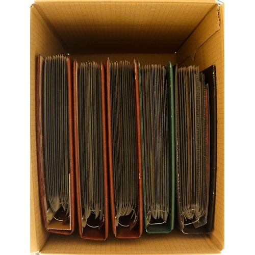 1064 - GB.ELIZABETH II PRESENTATION PACKS 1971 - 2016. A duplicated collection. Most packs are post 2000. P... 