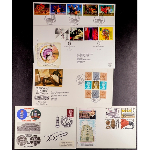 1083 - GB.FIRST DAY COVERS 1971 - 1999 loose assortment in box. Unchecked in any detail. Good mix (approxim... 