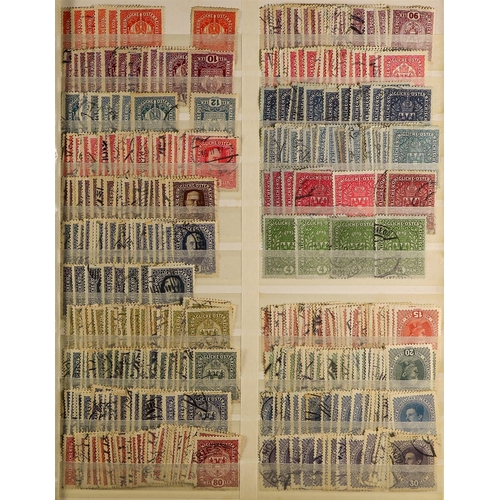 191 - AUSTRIA 1860-1977 DEFINITIVES & AIRS a mint and used duplicated stock, incl. 1860 2kr x2, 3kr & 5kr,... 