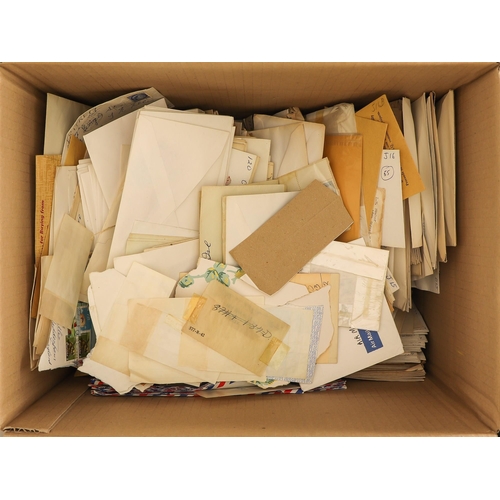 323 - CANADA ACCUMULATION OF ISSUES IN ENVELOPES a big duplicated mainly used hoard of issues, some earlie... 