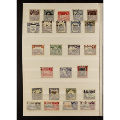 367 - CYPRUS 1912-35 USED COLLECTION incl. 1912-15 set to 18pi, 1921-23 Scrip set to 9pi, 1924-28 set to 4... 