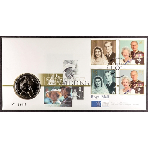 40 - COLLECTIONS & ACCUMULATIONS COIN COVERS OF GREAT BRITAIN 1986-2010 Royal Mint special FDC's with ins... 