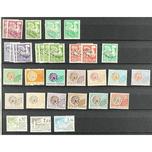 428 - FRANCE PRECANCELS 1920-1982 mint or unused range incl. 1920 5c (x2, mint & unused, rounded corners),... 