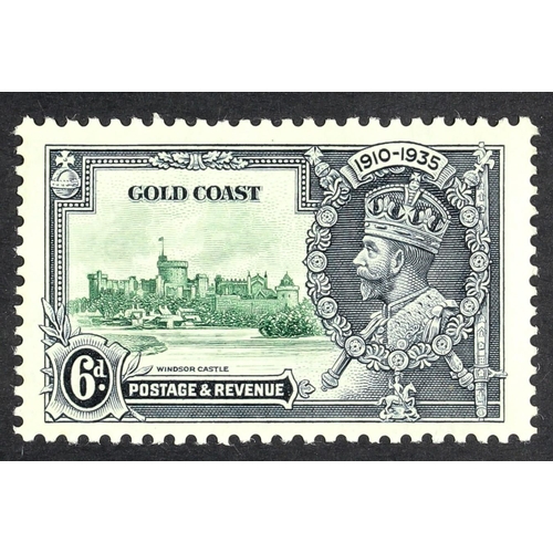 531 - GOLD COAST 1935 SILVER JUBILEE 6d green and indigo, short extra flagstaff, SG 115b, fine never hinge... 