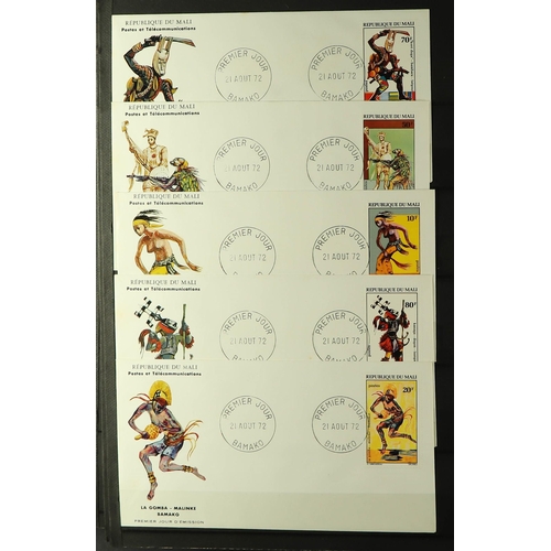 699 - MALI 1959-74 NEVER HINGED MINT COLLECTION with many complete Postage and Air sets, a range of imperf... 