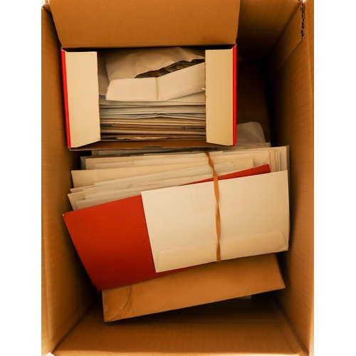 92 - COLLECTIONS & ACCUMULATIONS WORLD ACCUMULATION IN THREE BOXES in various albums and in envelopes etc... 