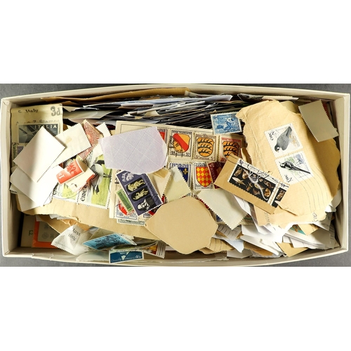 95 - COLLECTIONS & ACCUMULATIONS WORLD SORTER BOX Unchecked and as received from a part-time dealer's est... 